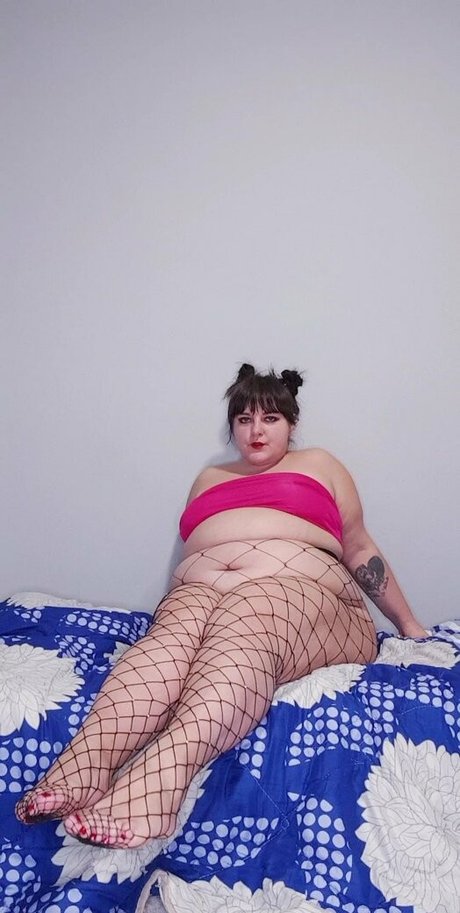 amylyy erotic model gallery