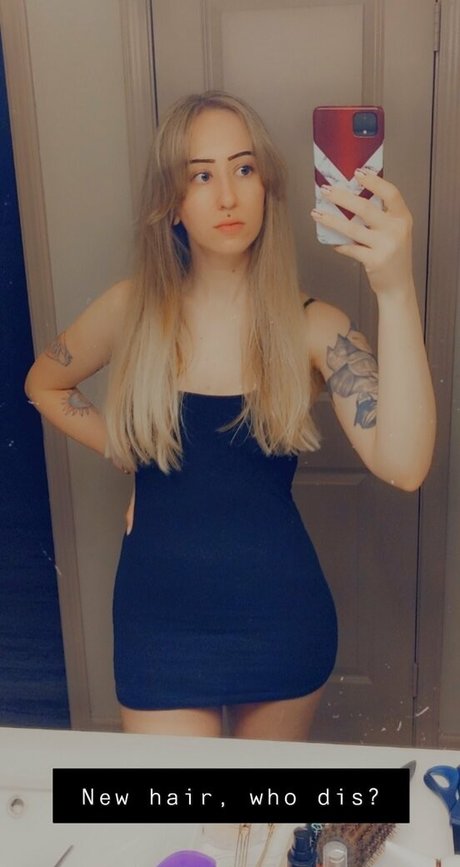 blamevalerie erotic pornstar images