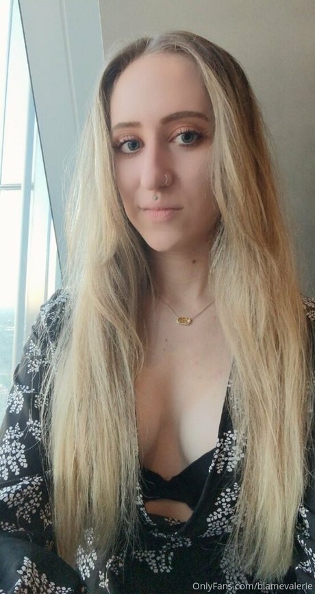 blamevalerie exclusive star archive