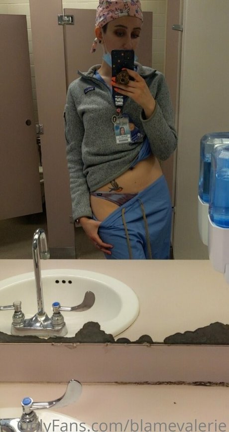 blamevalerie model hot gallery