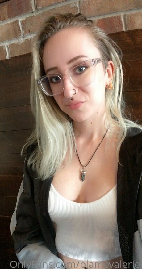 blamevalerie sex actress image