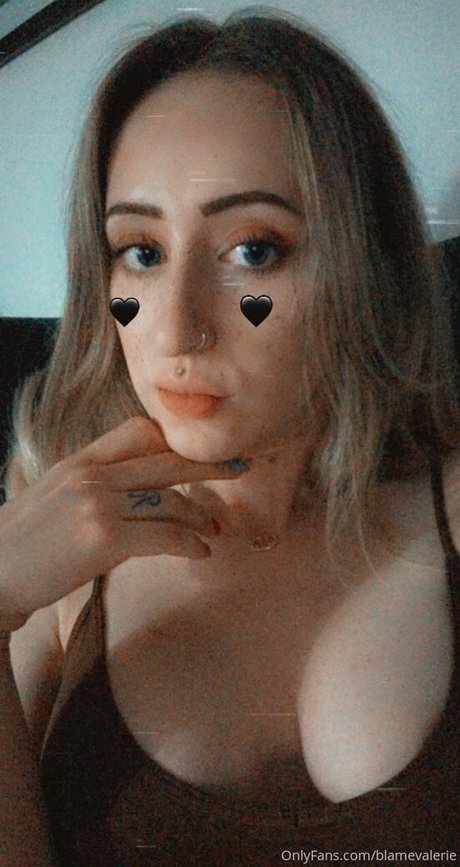 blamevalerie nude pornstar image