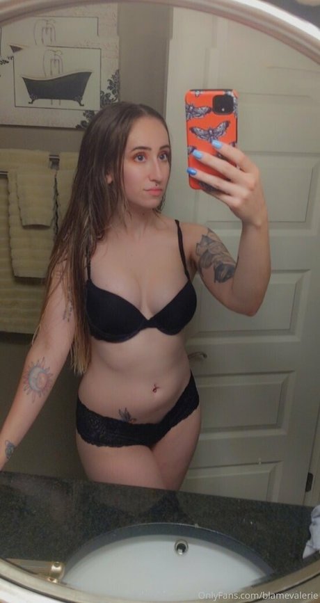 blamevalerie beautiful model galleries