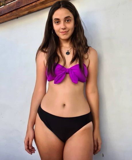 alaskkag art model photos