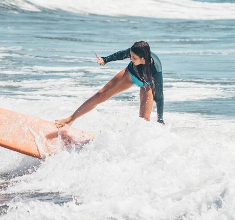 alaskkag hot actress image