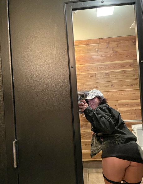 trans milf onlyfans free xxx image