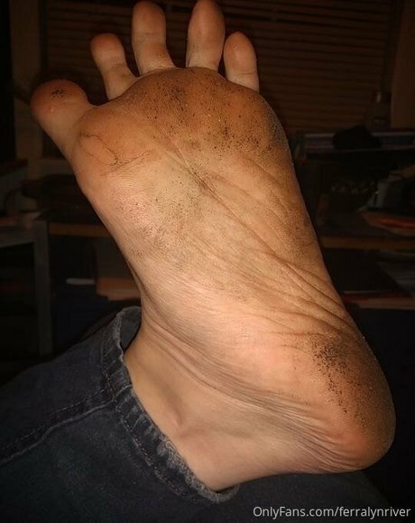 ferralynriver free model image