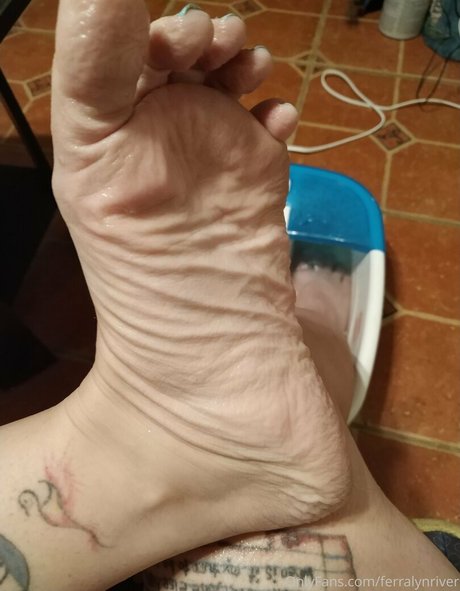 ferralynriver art actress picture