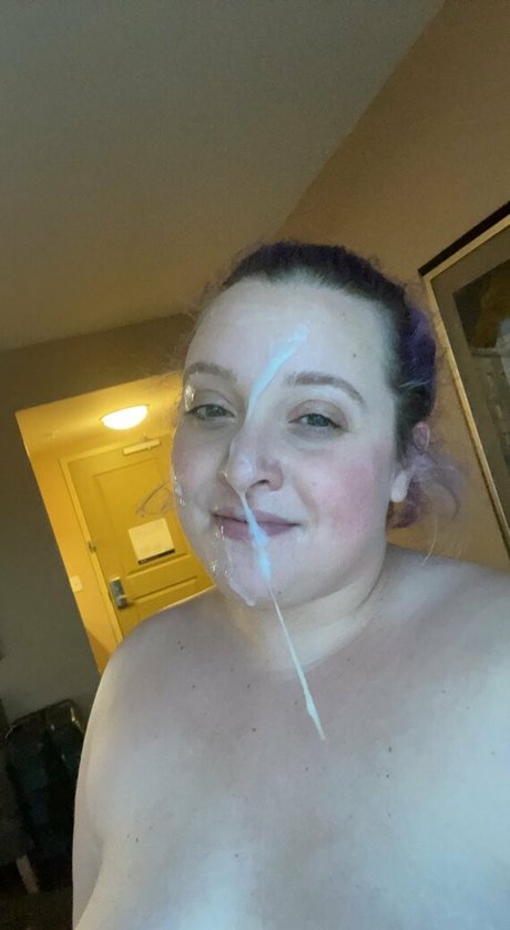 YaFavSnoBunny adult star pics