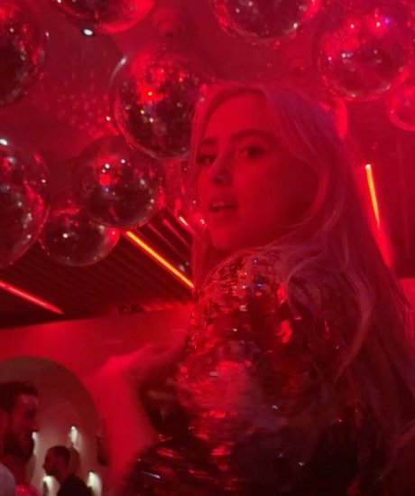 Kathryn Newton pornstar free photo