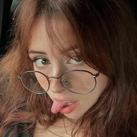 stepsister onlyfans sexy picture