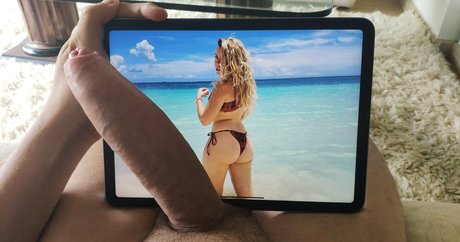 animeistrash4 model exclusive pic