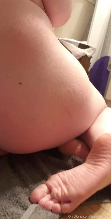 hunnyrabb1t hot model image