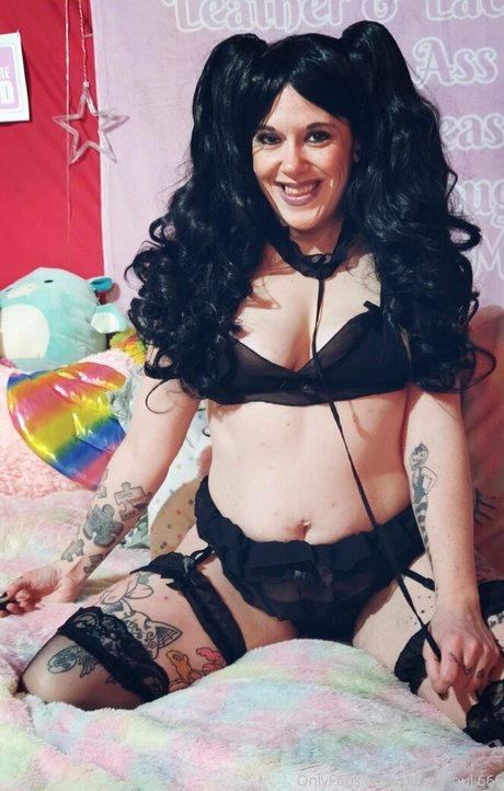 horny girls onlyfans free sex image