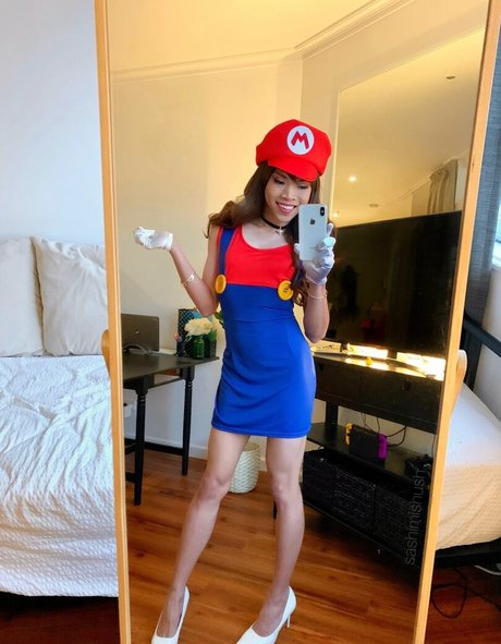 sashimishush star nudes gallery