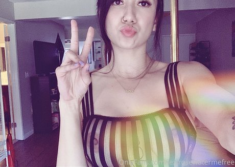 lexirosewatermefree hot star gallery