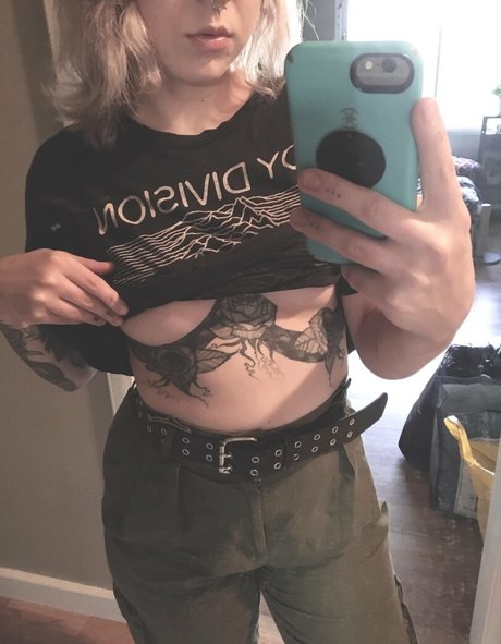 shemale cum in mouth onlyfans best pic