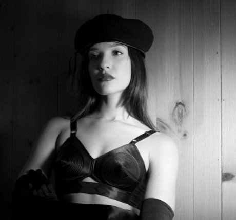 sadsamo erotic actress pic