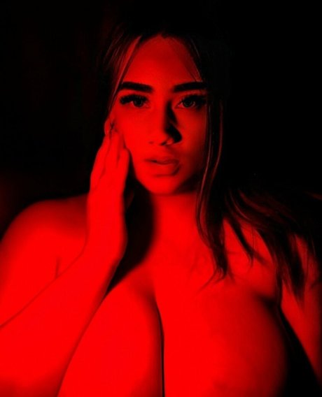 Julia Missi hd star images