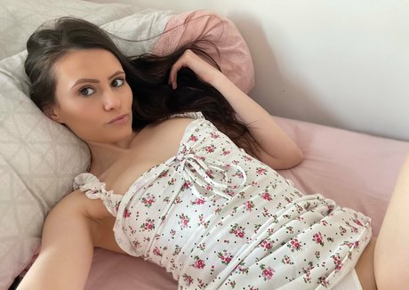 britishamianna hd actress picture