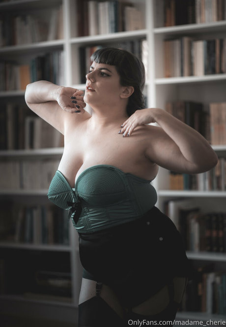 madame cherie model xxx img