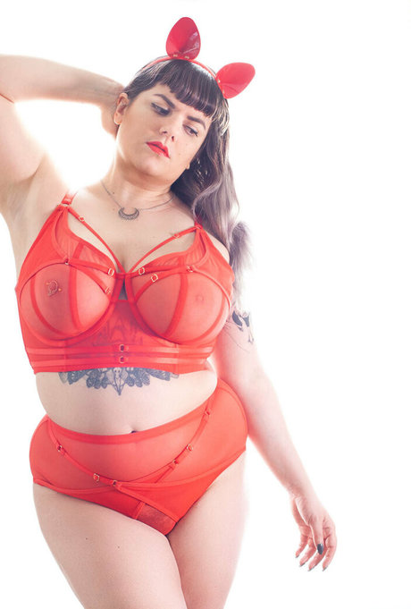 madame cherie pornstar top img