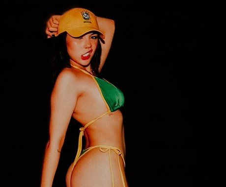 Anna Kisue porn star photo