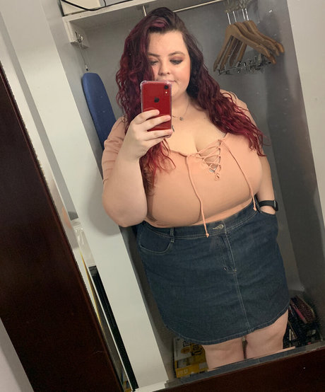 milf glasses onlyfans xxx gallery