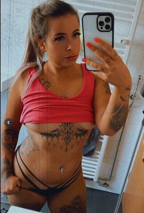 Mandygriffen hot model images