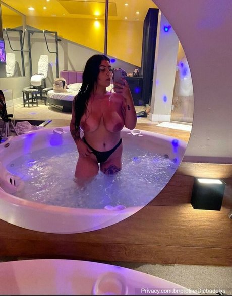 diabadelxs hot model archive