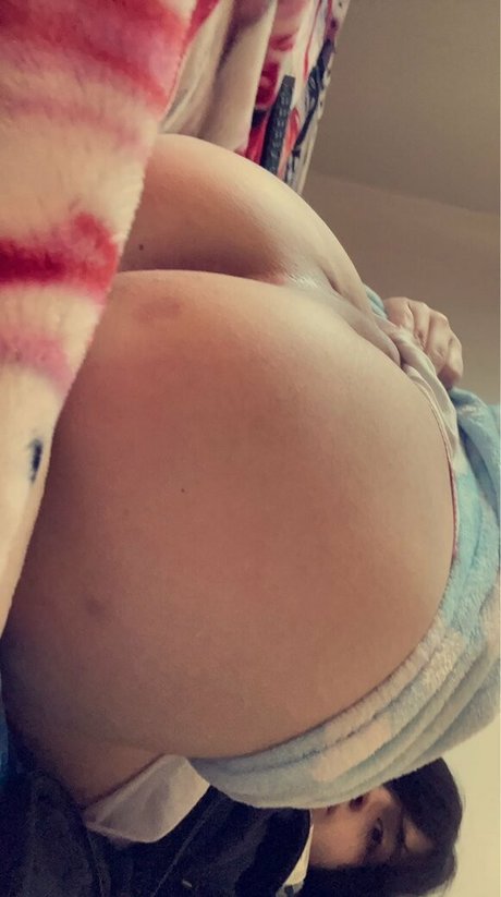 milf glasses onlyfans naked photo