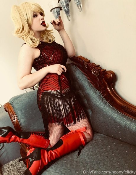 blonde shemale onlyfans sexy xxx pics