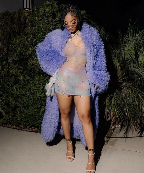 busty bbw onlyfans hot nude img