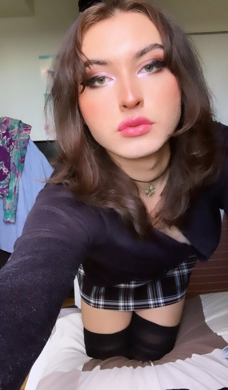 Opheliaafawn pretty actress photo