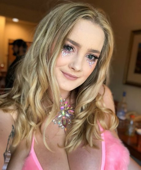 itssbriibitchh hd model pictures