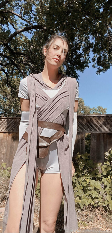 iamnotyoursub model xxx pics