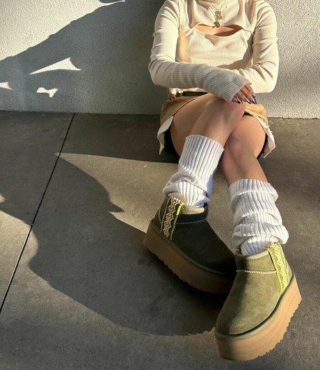 Yu Ling Wu pretty actress images