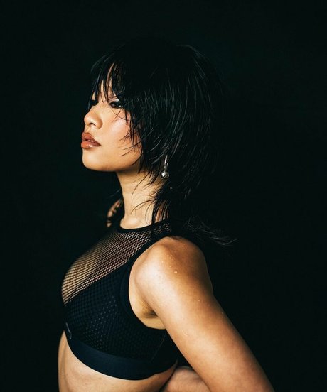 Yu Ling Wu pornstar hd gallery