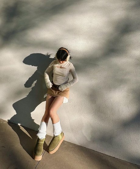 Yu Ling Wu pornstar adult image