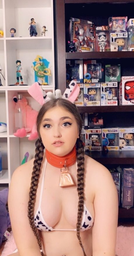 abbyandcourtney erotic actress images