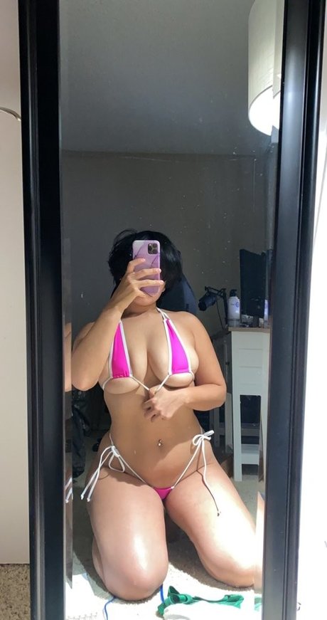 rizzywashere hot actress pics