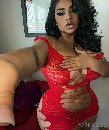 Yardeni Velez model nude gallery