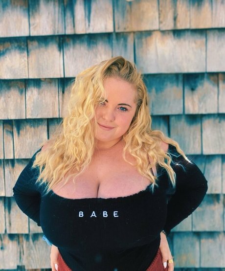 Amberly star nice pictures