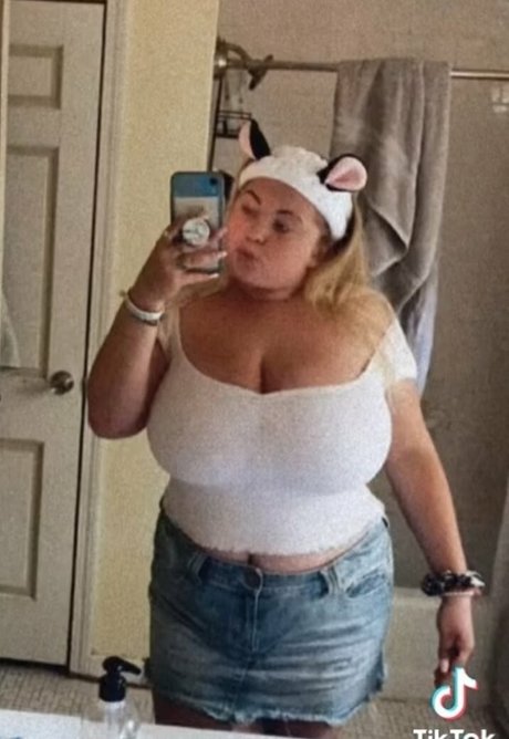 Amberly exclusive star images