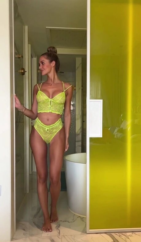 Emily Shak pretty pornstar photo