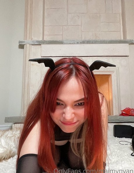 Maimy ASMR pornstar nude img