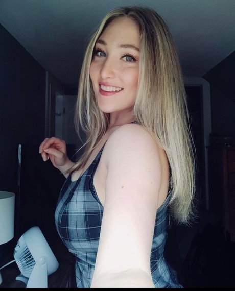 Julia tv star adult picture