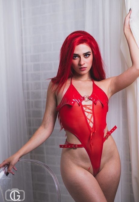 Vain Virgo model naked img