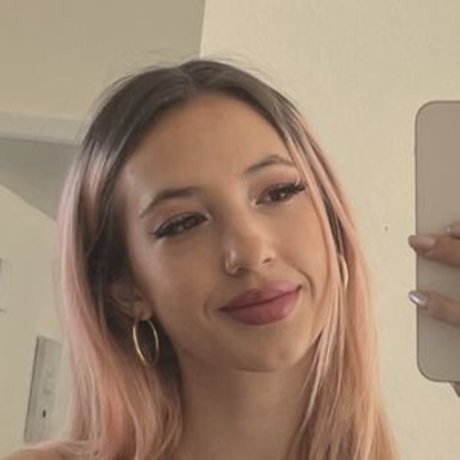 Savannahelisse naked actress pics