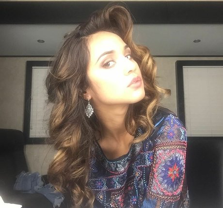 Summer Bishil pornstar perfect galleries
